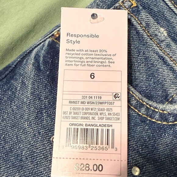 NWT Wild Fable Rhinestone Jeans - Picture 6 of 6